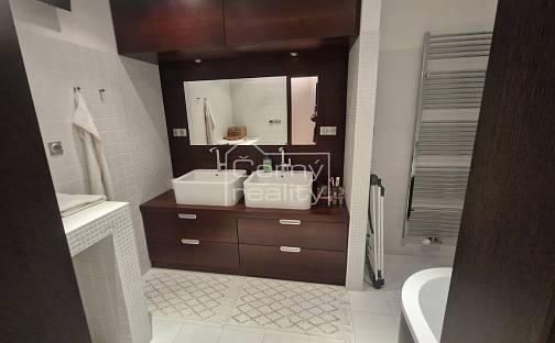 Pronájem bytu 3+kk 80 m², Kollárova, Jičín - Holínské Předměstí