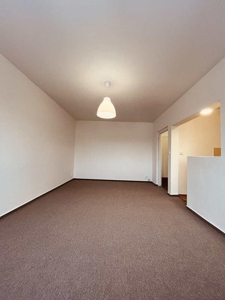 Pronájem bytu 2+kk 37 m² – fotografie 4