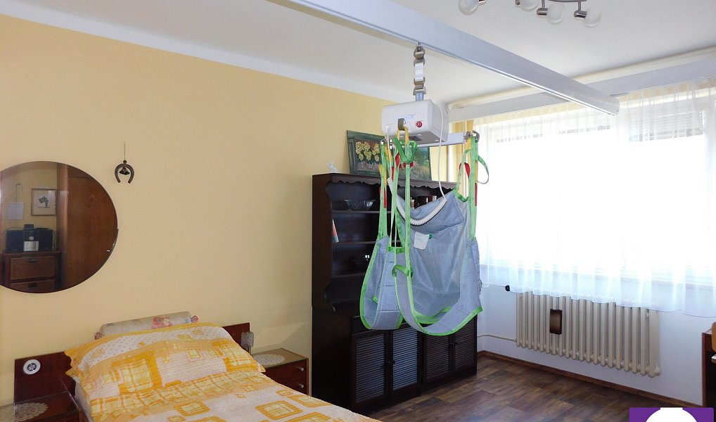 Prodej domu 200 m² s pozemkem 802 m², Klatovy – náhled fotky 25