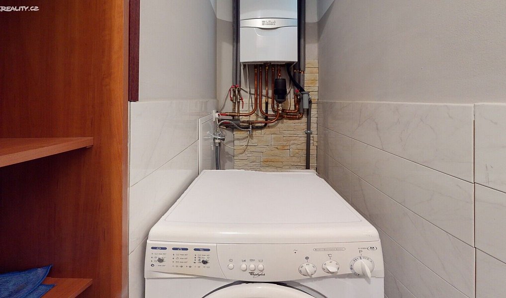 Prodej nájemního domu, činžáku 312 m², Karlovy Vary – náhled fotky 9