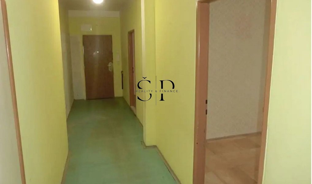 Pronájem bytu 2+1 66 m², Ostrov – náhled fotky 3