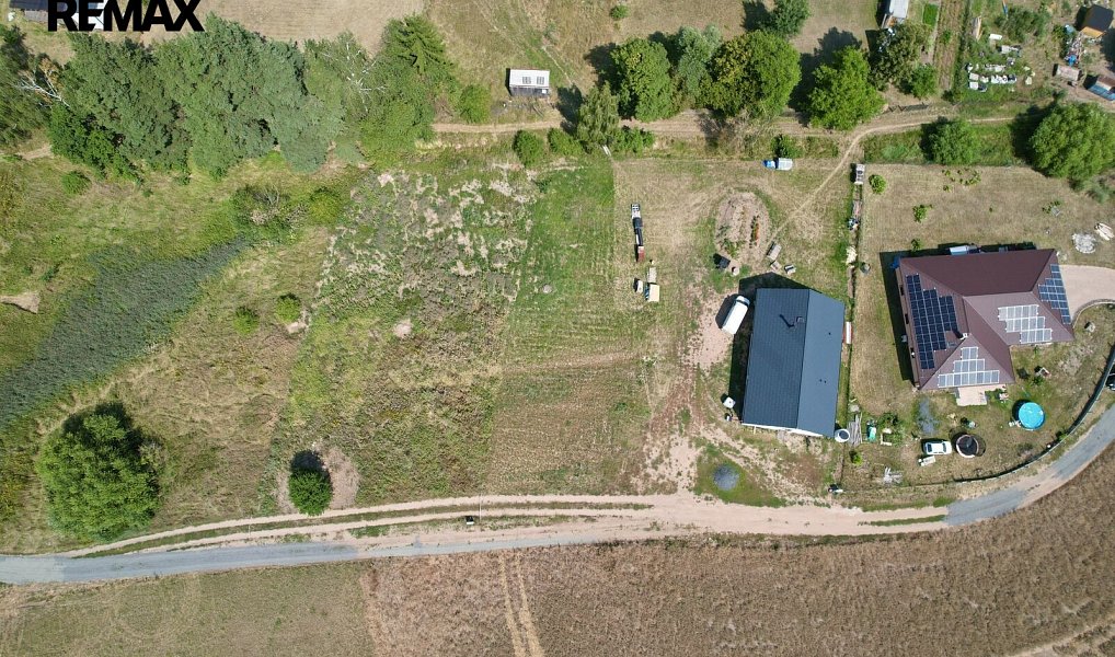 Prodej stavebního pozemku 1 268 m², Vroutek – náhled fotky 6