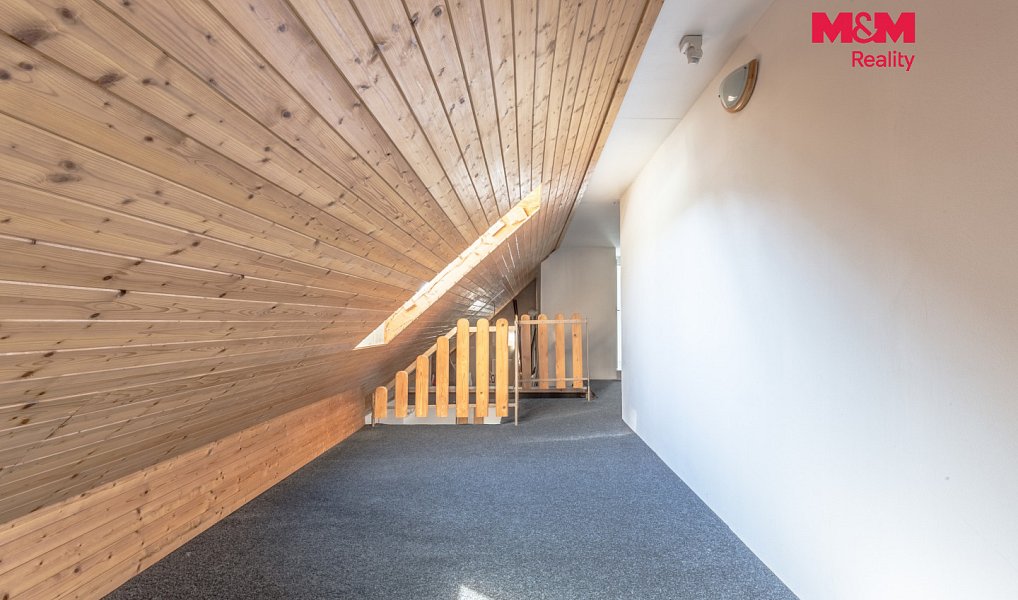 Prodej domu 250 m² s pozemkem 622 m², Jablonec nad Nisou – náhled fotky 13