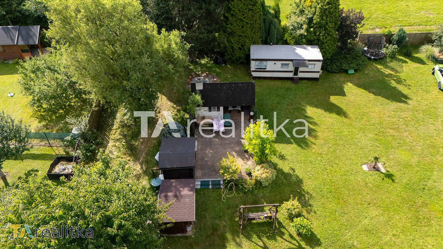 Prodej stavebního pozemku 1 884 m² — photo 3