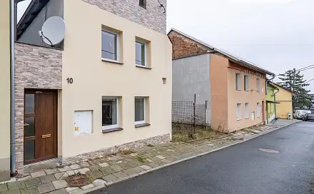 Prodej domu 119 m² s pozemkem 128 m², Hakenova, Olomouc - Slavonín