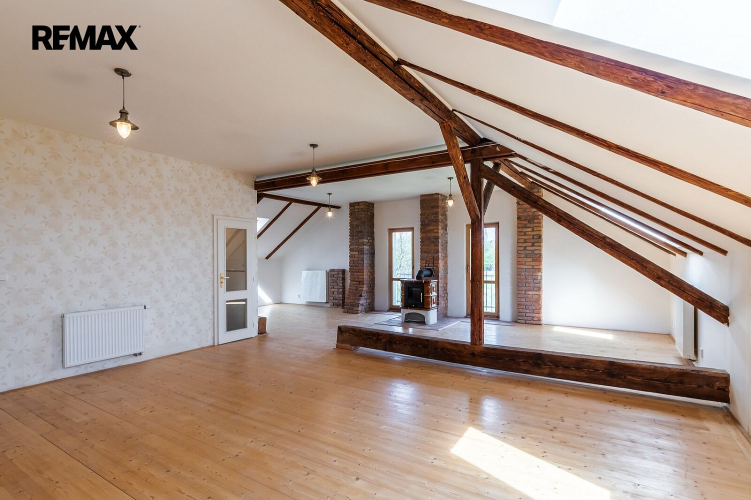 Prodej obchodních prostor 403 m² – fotografie 2
