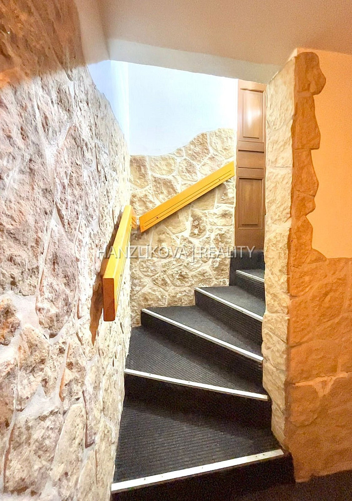 Pronájem obchodních prostor 80 m² – fotografie 3
