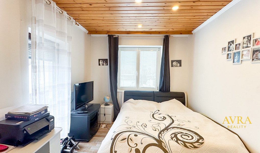 Prodej domu 167 m² s pozemkem 265 m², Velká Hleďsebe – náhled fotky 18