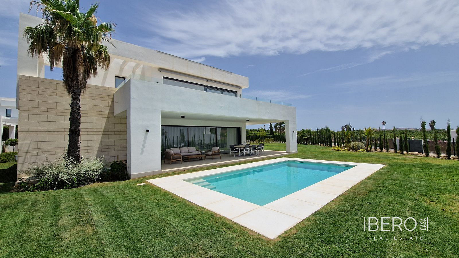Prodej domu 516 m² s pozemkem 1 363 m² - Vista 5