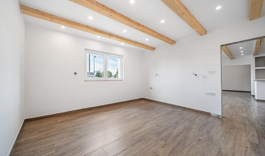 Prodej domu 162 m² s pozemkem 605 m², Hevlín – náhled fotky 8