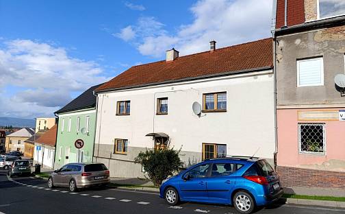 Prodej domu 278 m² s pozemkem 400 m², Pražská, Bílina - Pražské Předměstí, okres Teplice