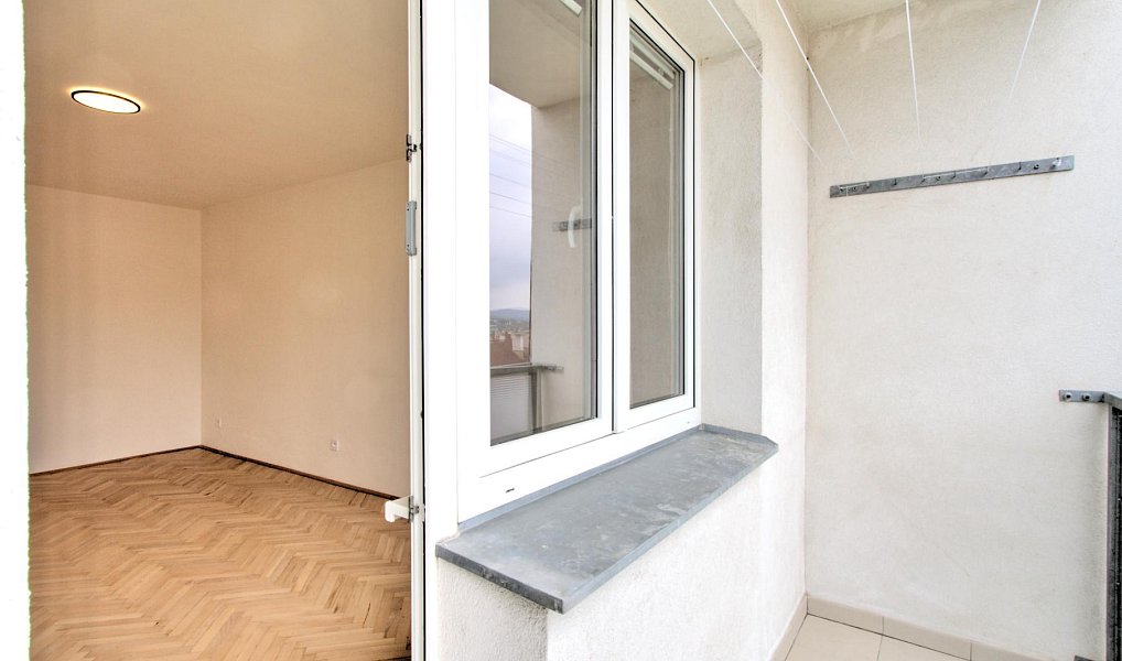 Pronájem bytu 3+1 68 m², Beroun – náhled fotky 4