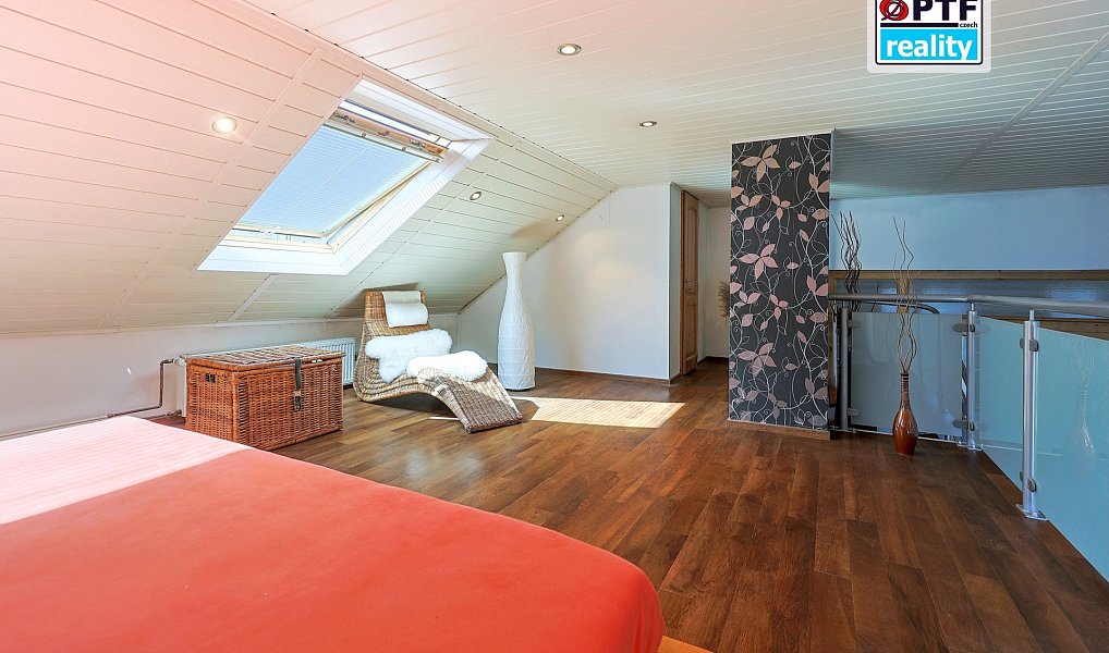 Prodej domu 353 m² s pozemkem 743 m², Plzeň – náhled fotky 49