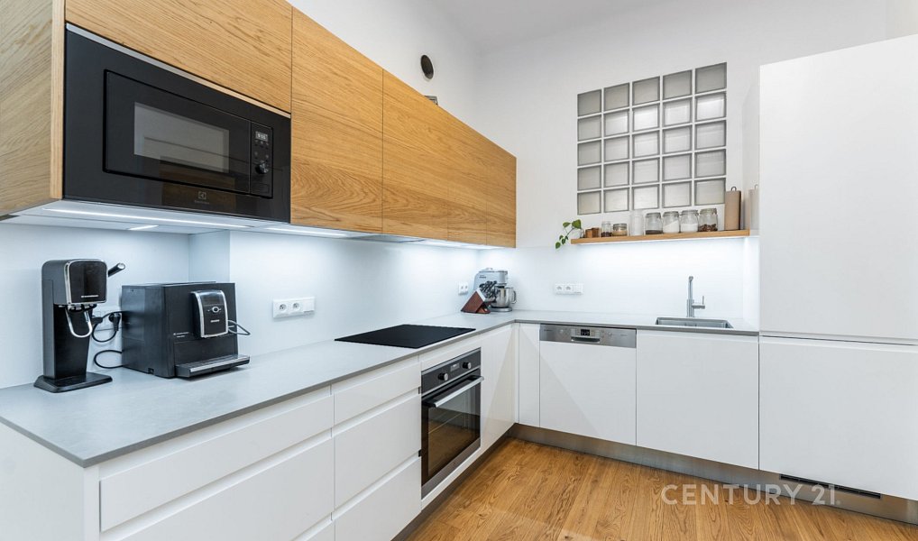 Prodej bytu 2+1 95 m², Praha – náhled fotky 5