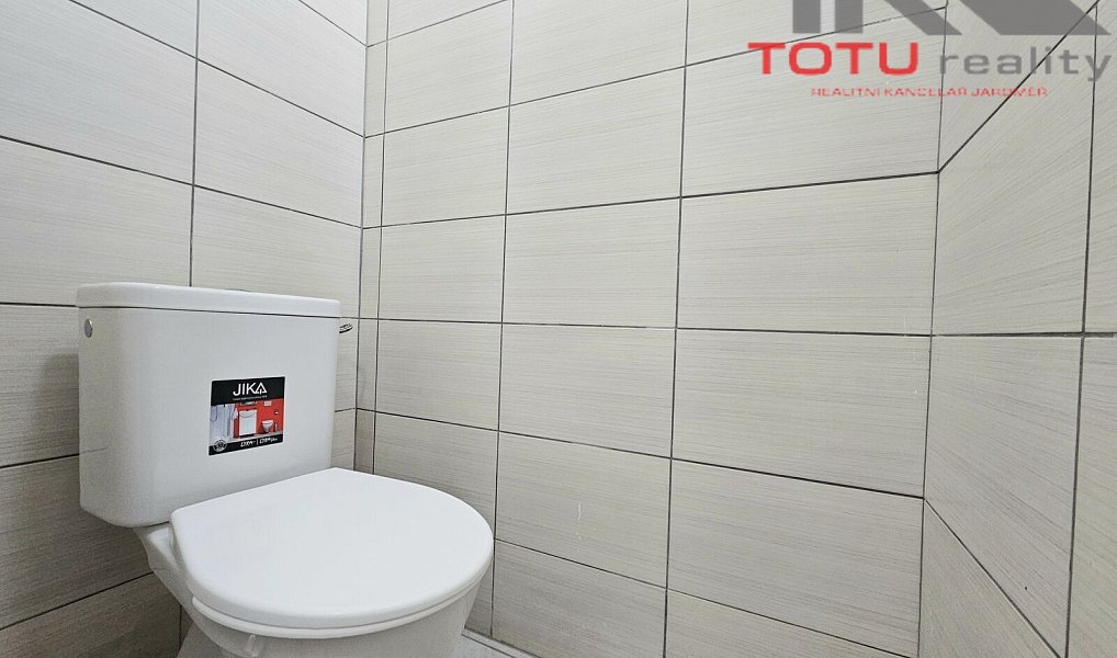 Pronájem komerčního objektu (jiného typu) 37 m², Jaroměř – náhled fotky 6