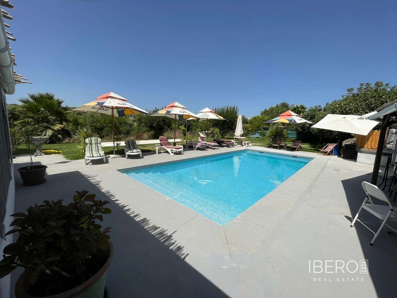 Prodej domu 300 m² s pozemkem 1 100 m²