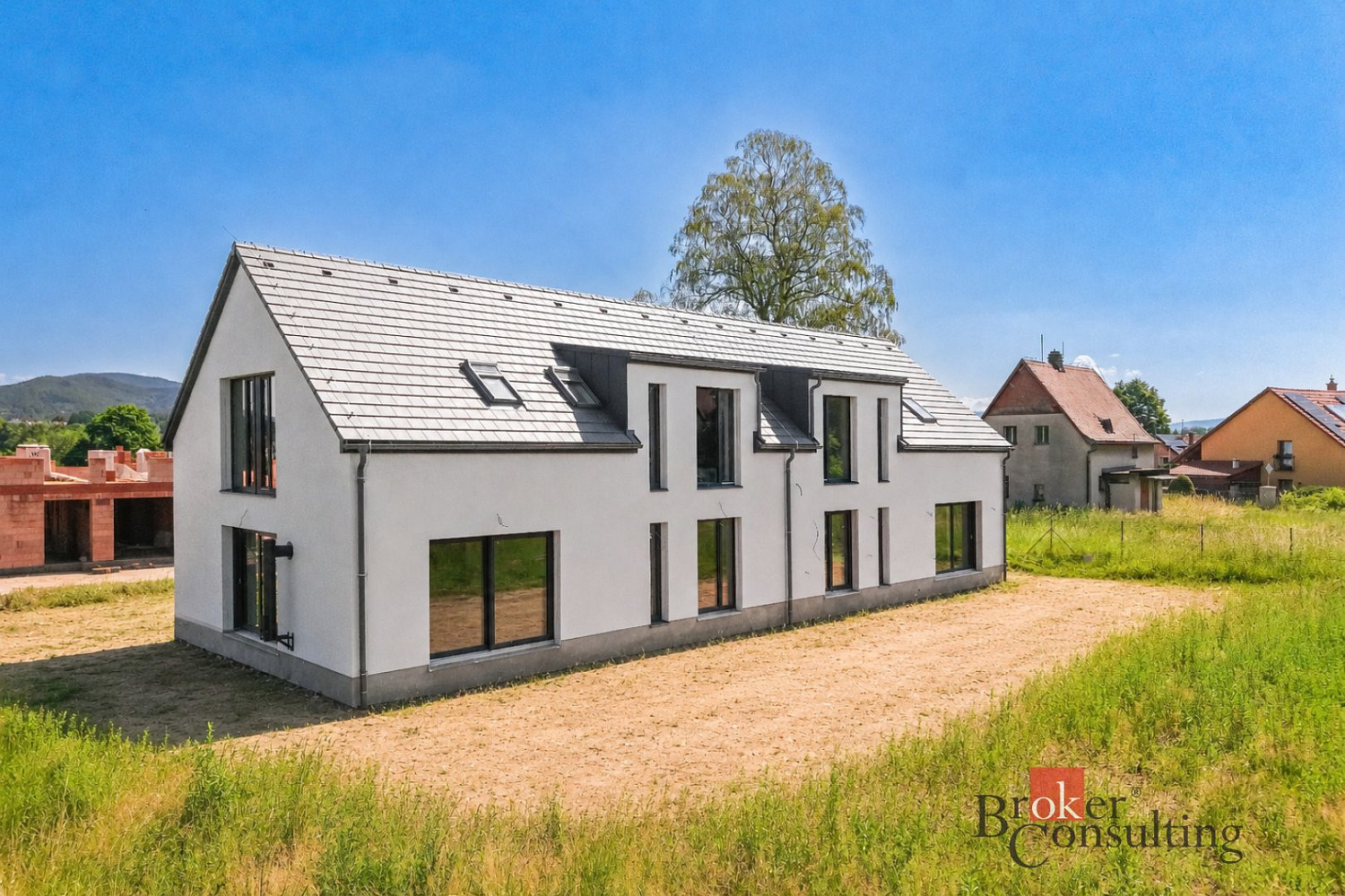 Prodej domu 157 m² s pozemkem 500 m² – pohled 3