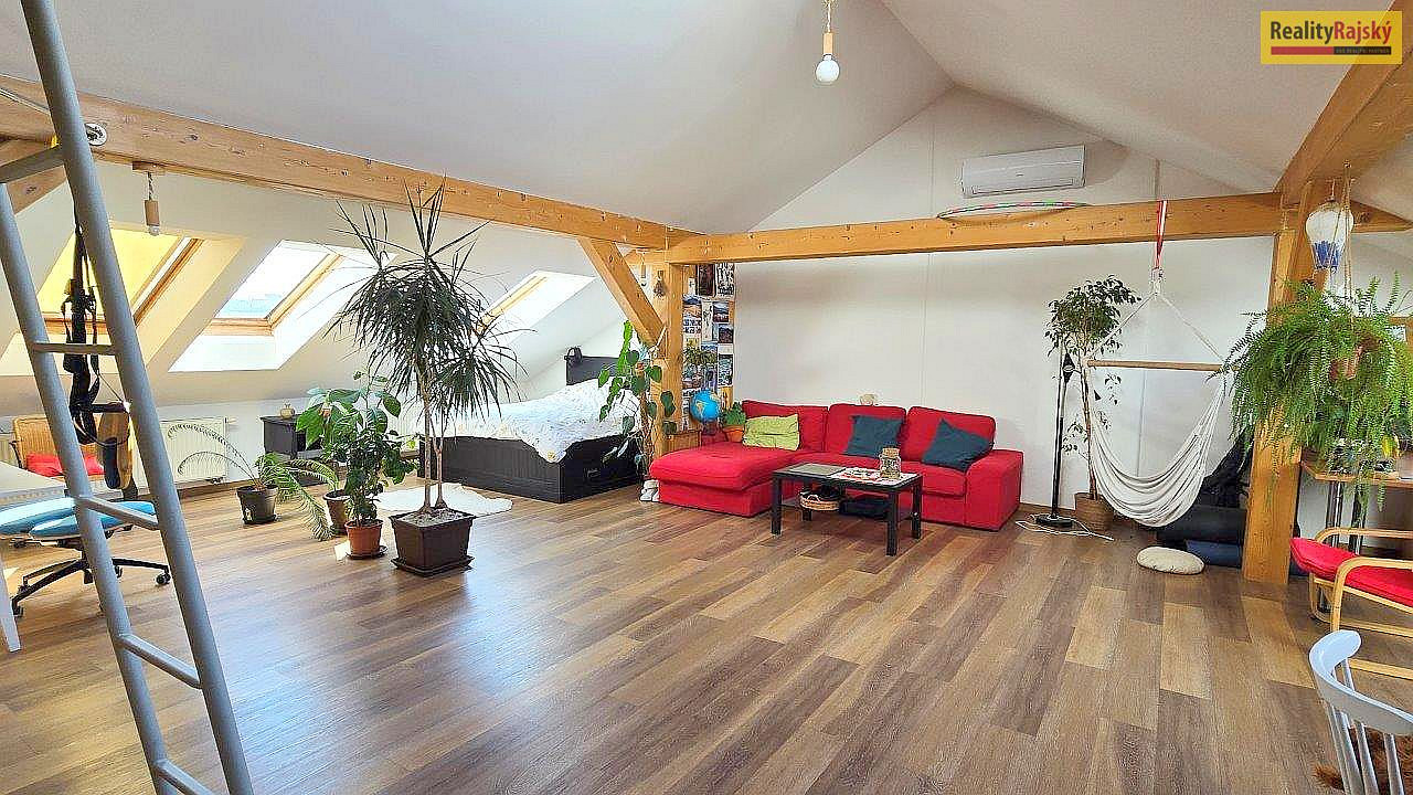 Prodej bytu atypického 78 m² — photo 3