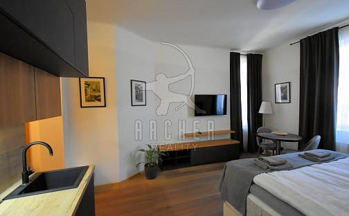 Prodej bytu 1+kk 30 m², Školská, Praha 1 - Nové Město