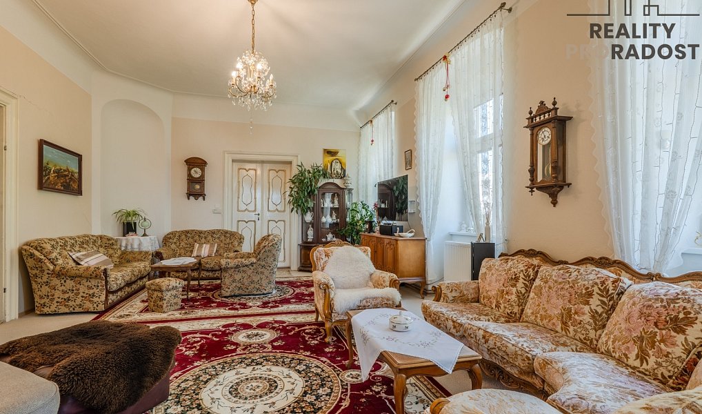 Prodej domu 292 m² s pozemkem 1 719 m², Kučerov – náhled fotky 4
