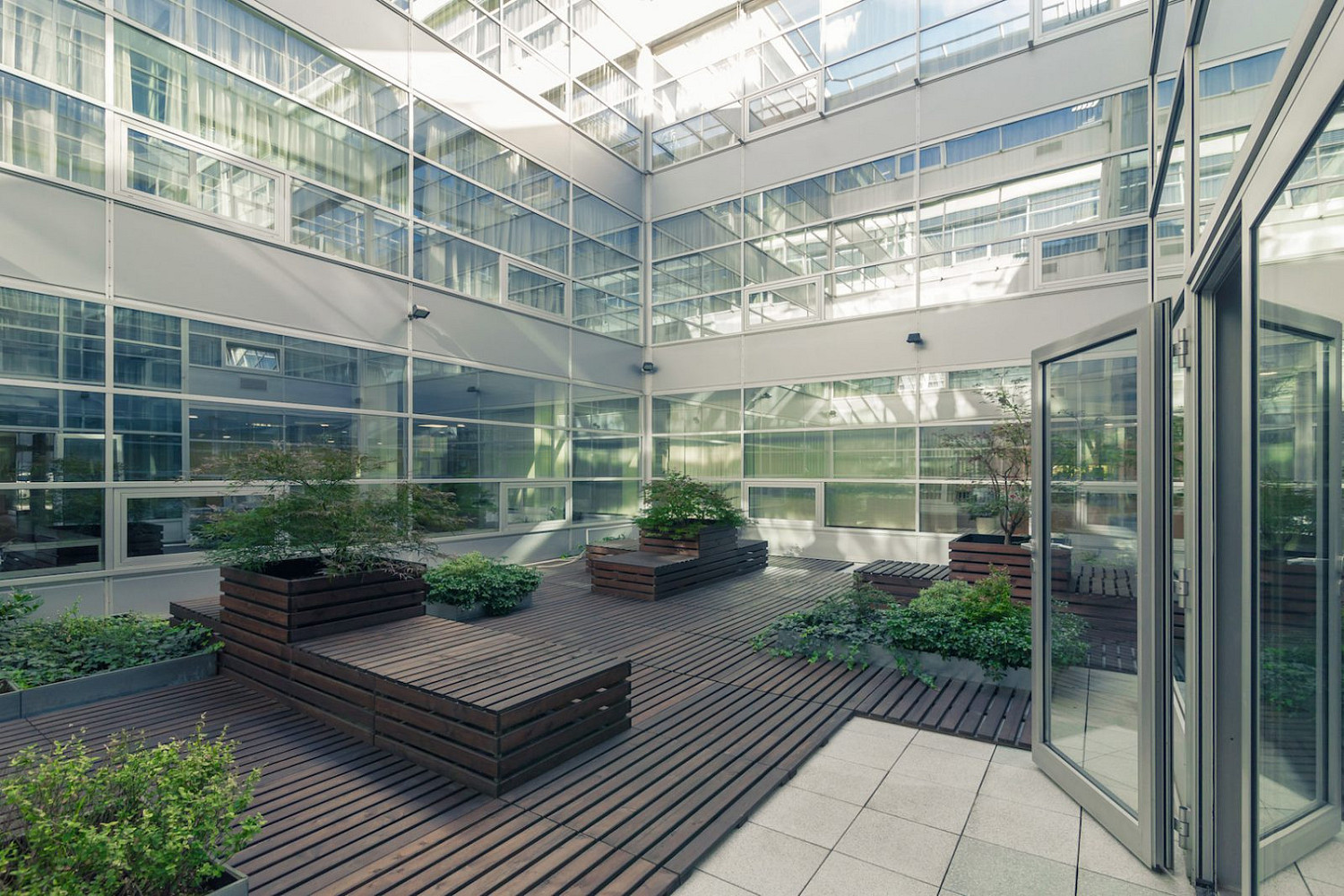 Pronájem kanceláře 1 012 m² – fotografie 5