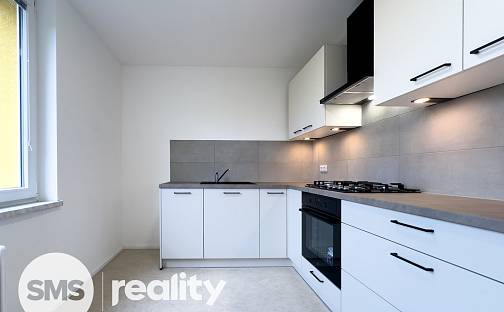 Pronájem bytu 2+1 61 m², Lumírova, Ostrava - Výškovice