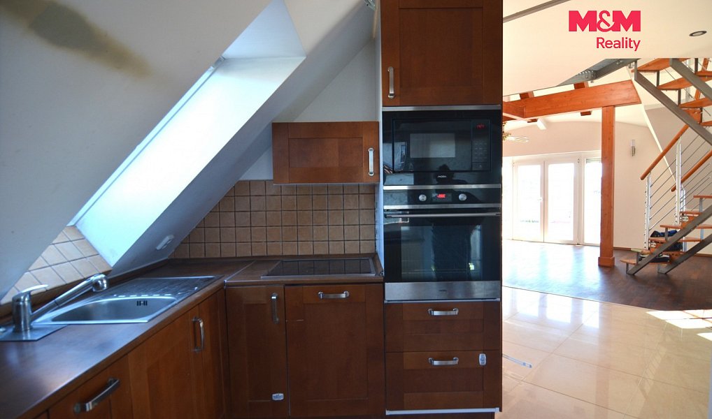 Pronájem kanceláře 162 m², Praha – náhled fotky 8