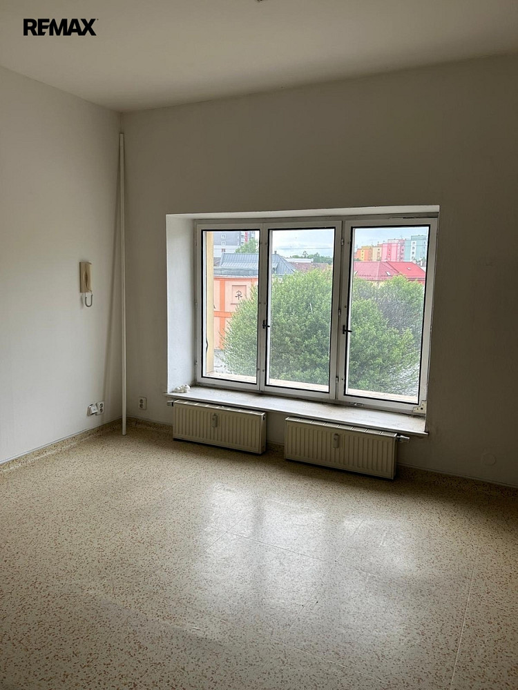 Pronájem komerčního objektu (jiného typu) 25 m²
