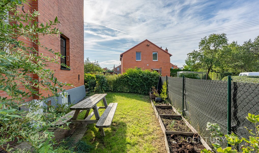 Prodej domu 112 m² s pozemkem 85 m², Zlín – náhled fotky 26