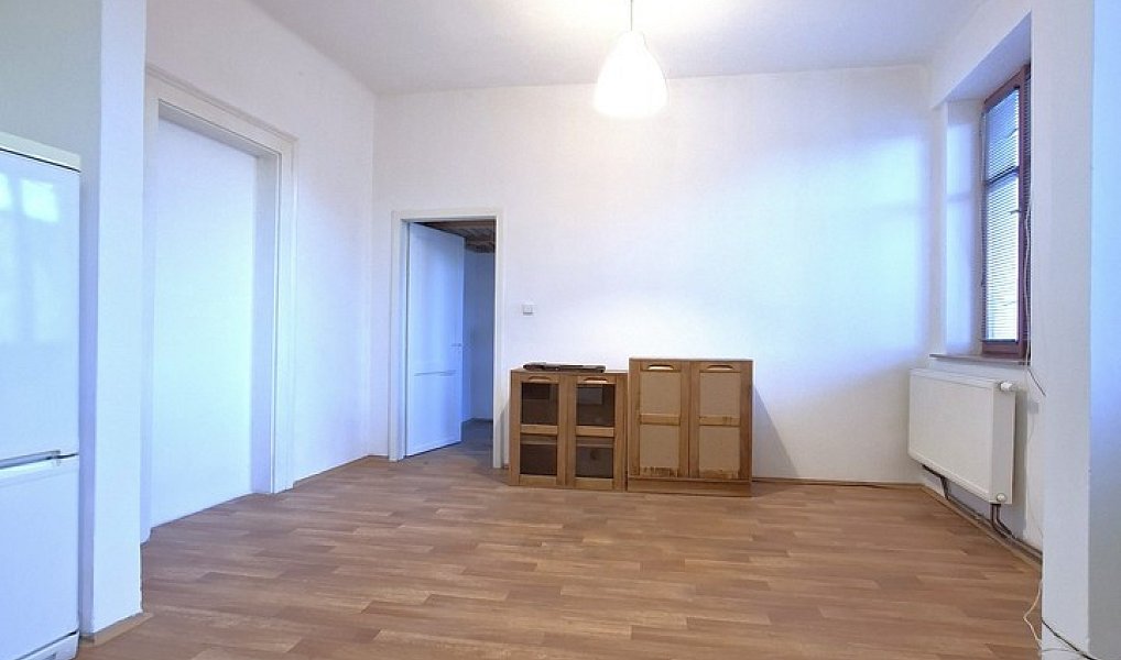 Pronájem bytu 2+kk 40 m², Benešov – náhled fotky 3
