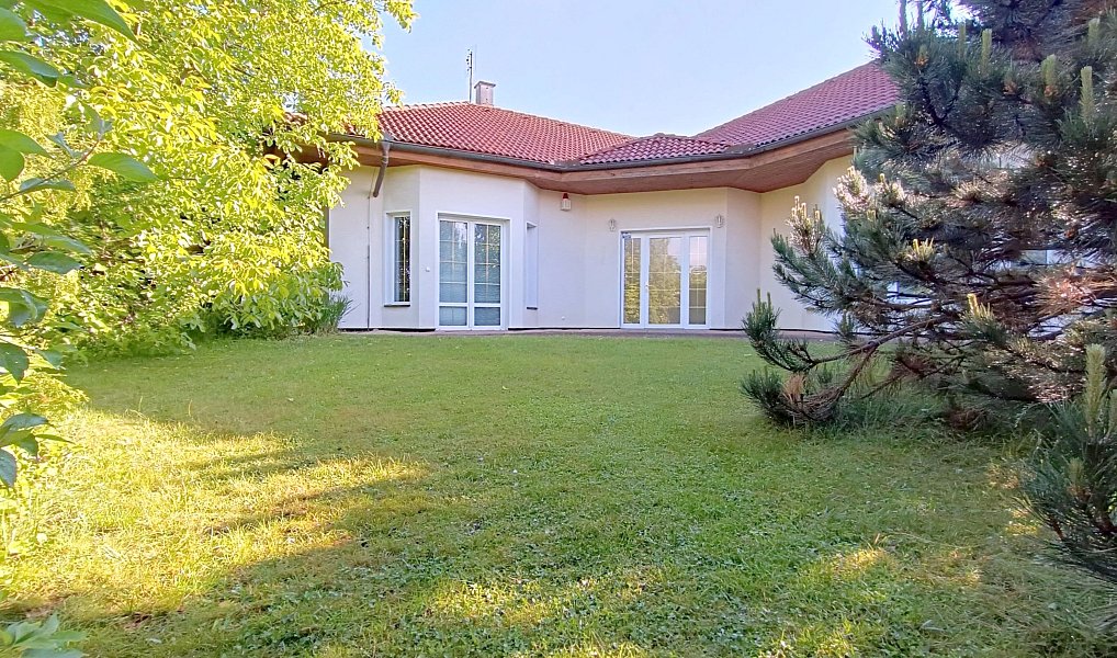 Prodej rodinného domu, 180 m², Praha-východ, Šestajovice