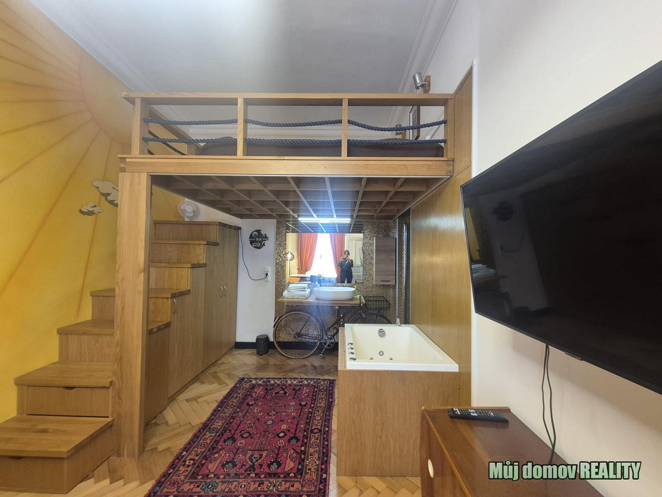 Pronájem bytu 1+1 38 m² – fotografie 2