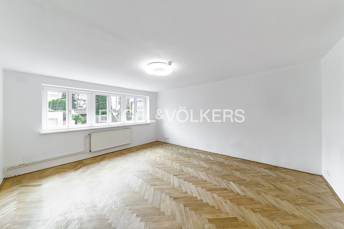 Pronájem domu 140 m² s pozemkem 218 m² – fotografie 2