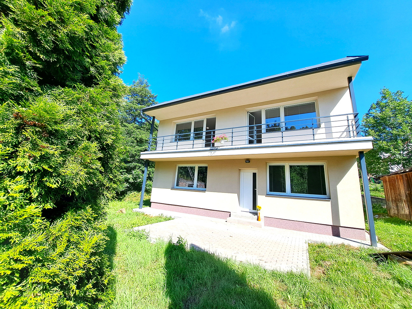 Prodej domu 230 m² s pozemkem 1 280 m²