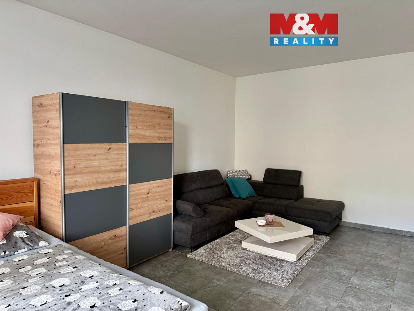 Pronájem bytu 1+1 48 m²