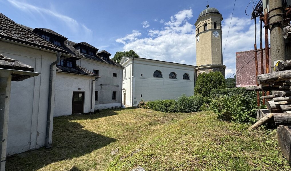 Prodej ubytovacího objektu 328 m², Jiříkov – náhled fotky 10