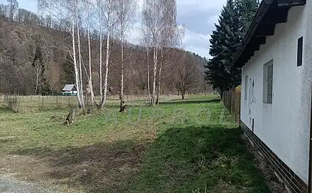 Prodej stavebního pozemku 3 079 m², Na Křemelce, Sázava, okres Benešov