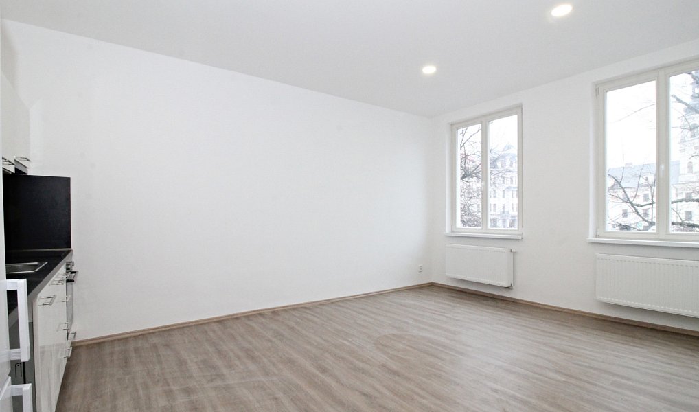 Pronájem bytu 1+kk, 30 m², Jihlava