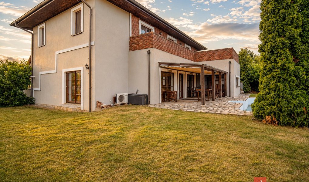 Prodej domu 307 m² s pozemkem 874 m², Praha – náhled fotky 18