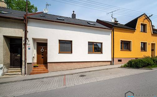 Prodej domu 166 m² s pozemkem 262 m², Pod Viaduktem, Svitavy - Lány