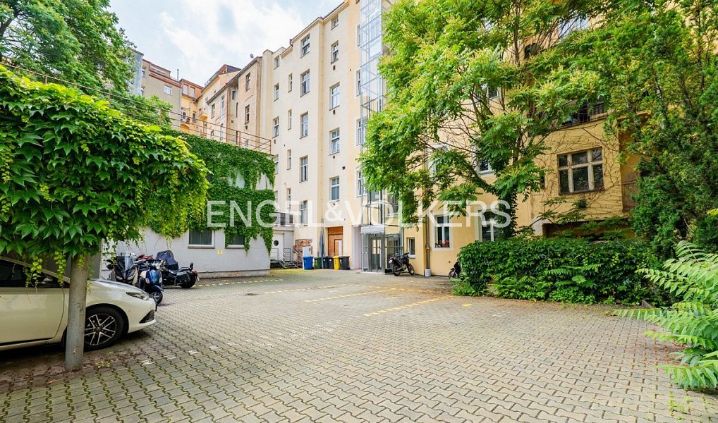 Pronájem kanceláře 136 m², Praha – náhled fotky 9