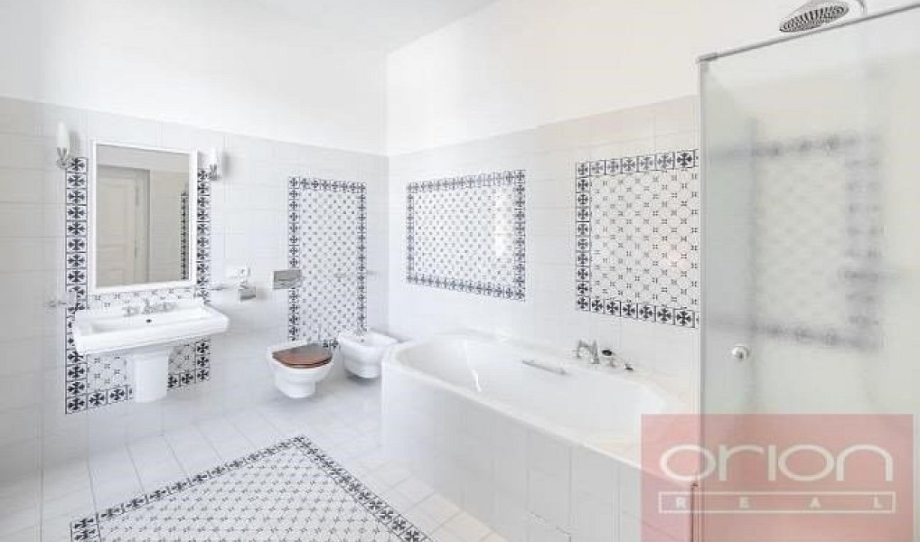 Pronájem domu 827 m² s pozemkem 8 770 m², Praha – náhled fotky 10