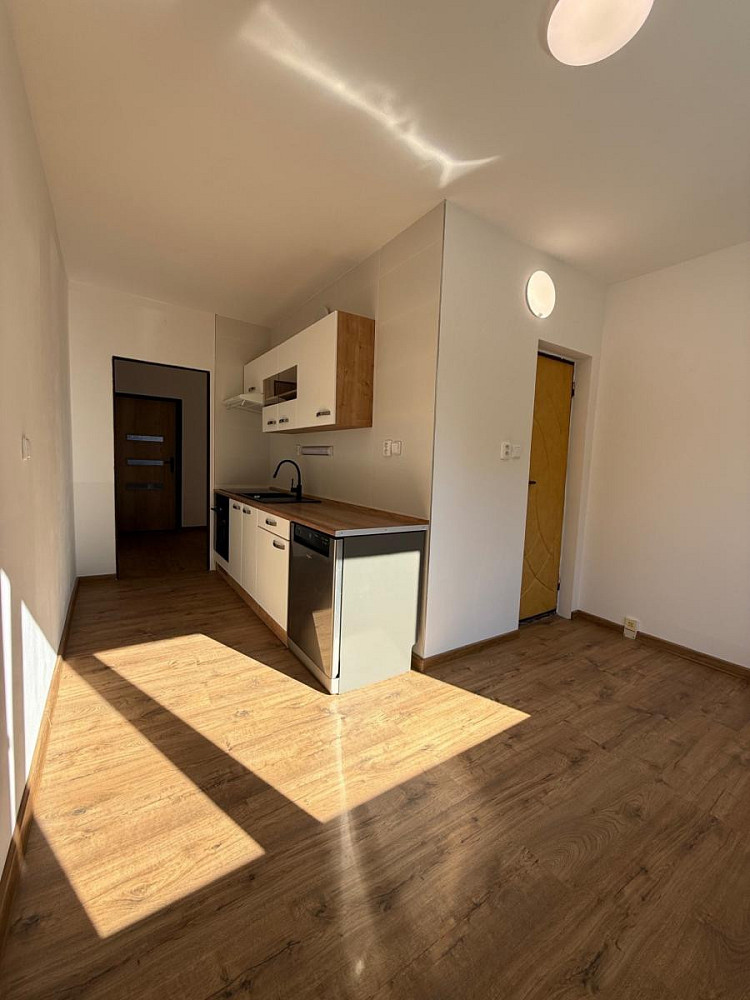Prodej bytu 3+1 78 m² – fotografie 2
