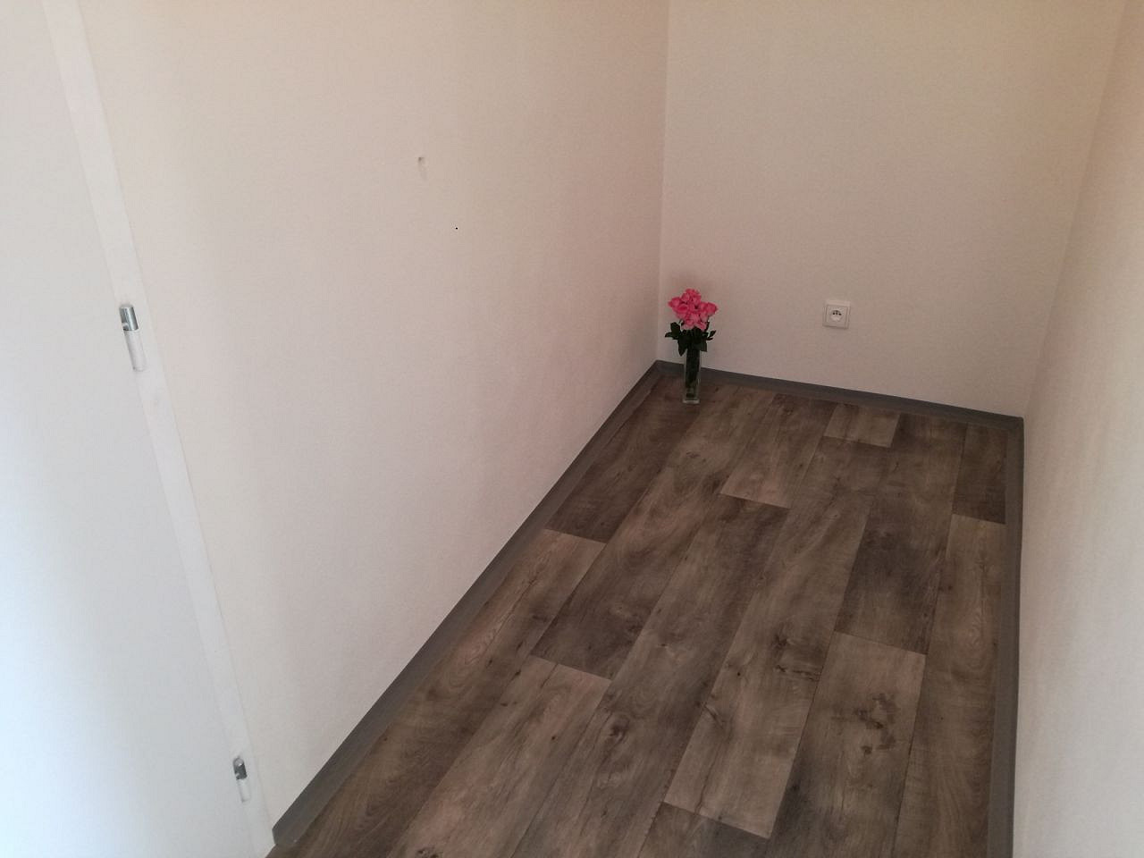 Pronájem bytu 2+1 44 m² – fotografie 3