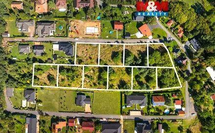 Prodej stavebního pozemku 1 000 m², Březí, okres Praha-východ