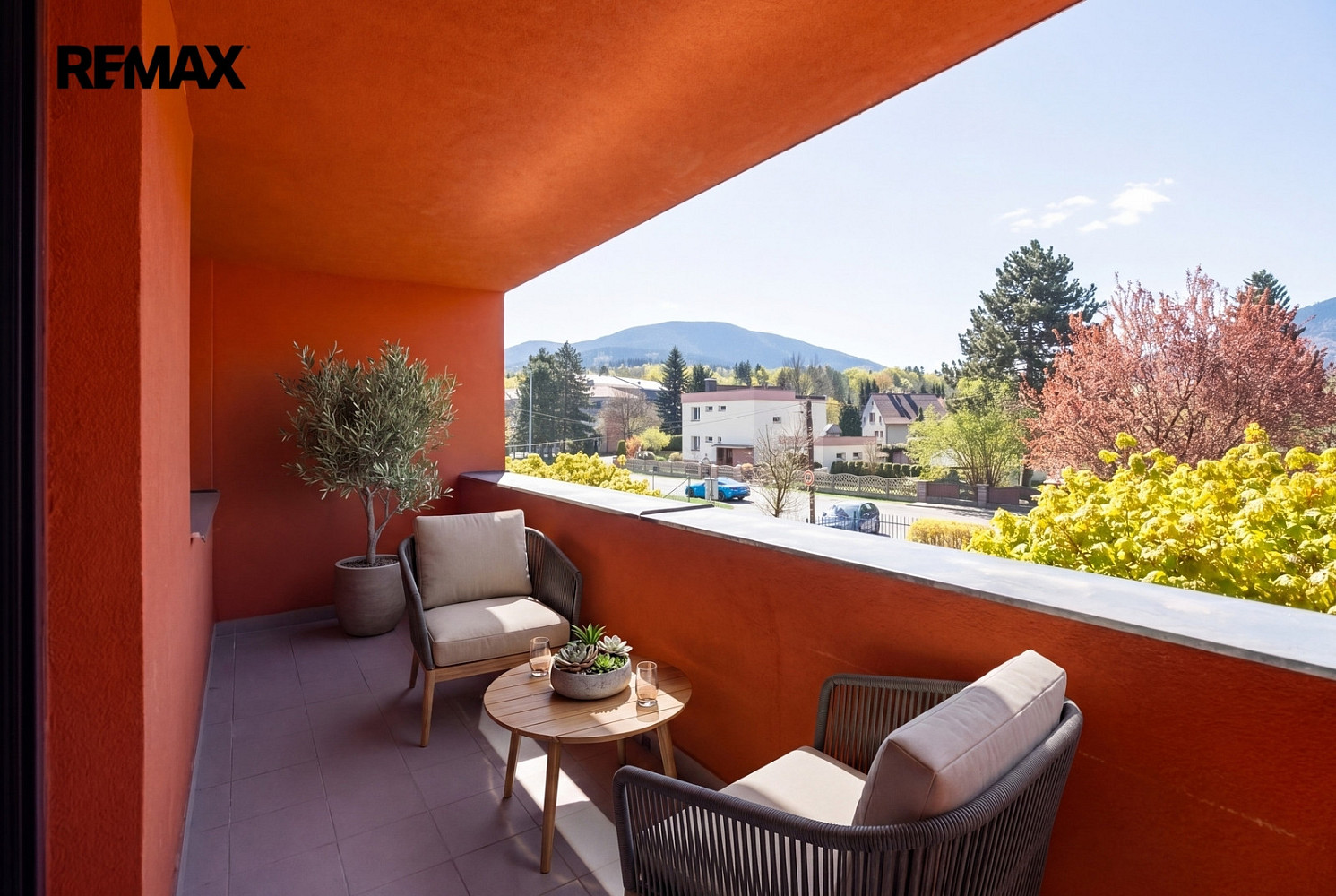 Prodej bytu 2+kk 68 m² — photo 2
