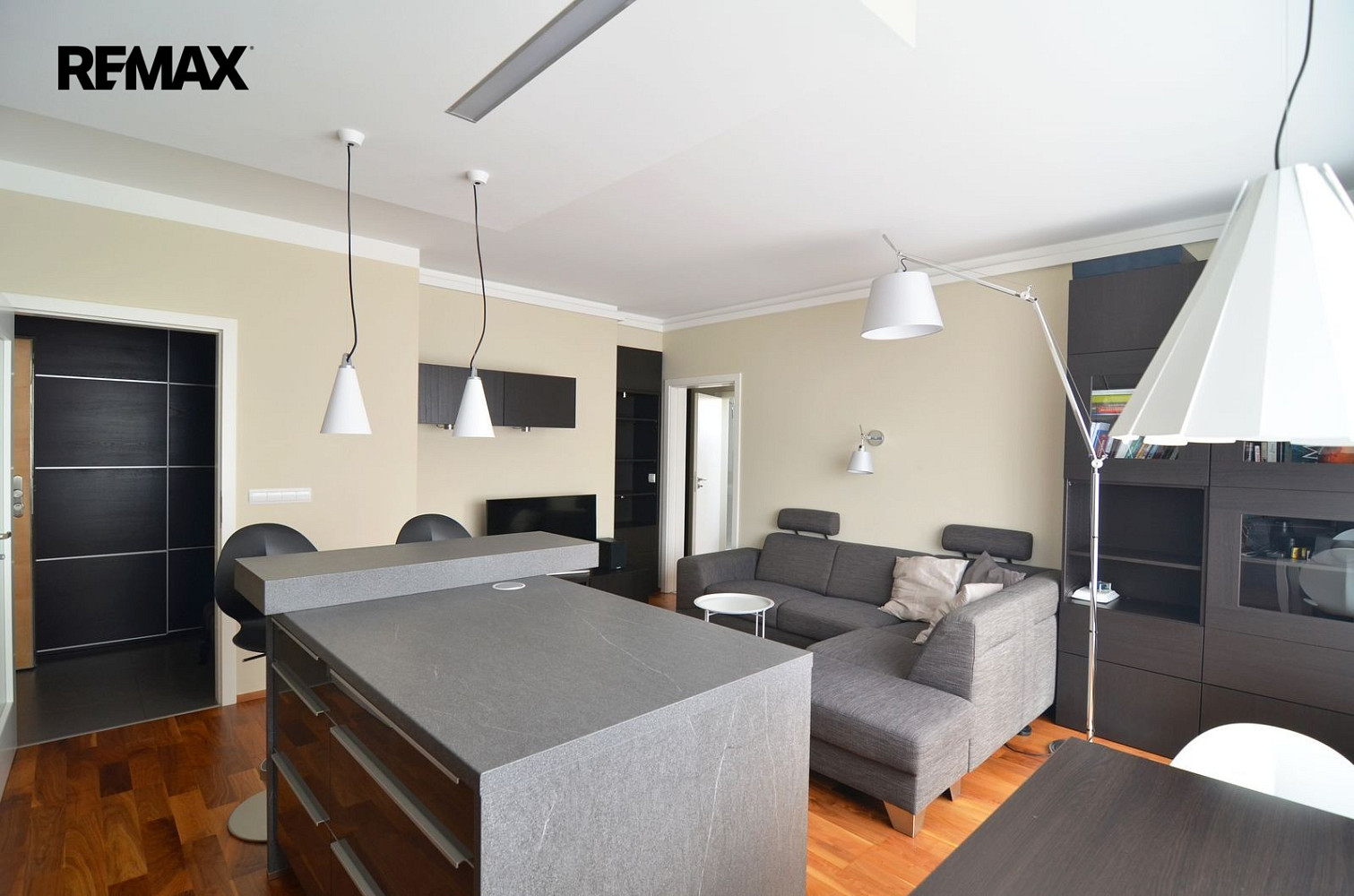 Pronájem bytu 2+kk 68 m² – fotografie 5