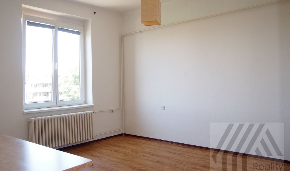 Pronájem bytu 1+kk 30 m², Pardubice – náhled fotky 3