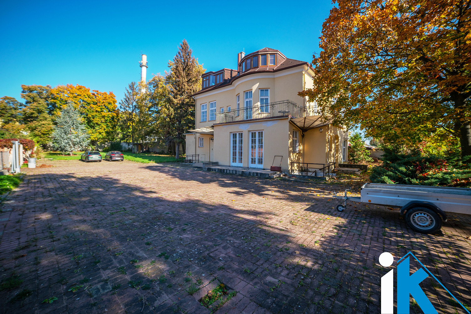 Prodej vily 198 m² s pozemkem 1 150 m²