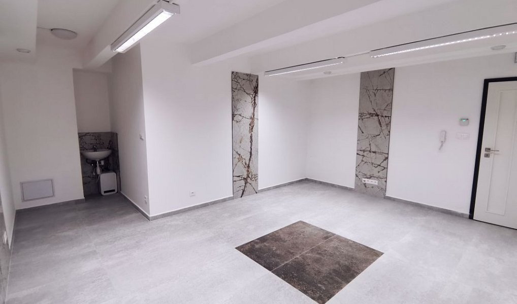 Pronájem komerčního objektu (jiného typu) 24 m², Sušice – náhled fotky 4